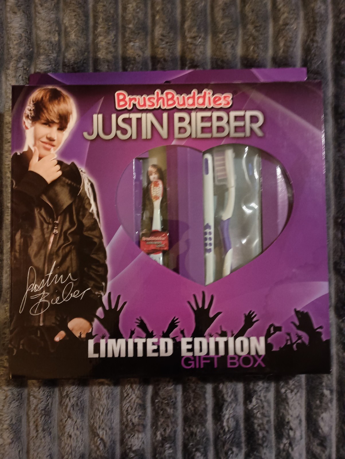 Justin Bieber Brush Buddies Limited Edition Gift Box Set Singing Toothbrush Rare