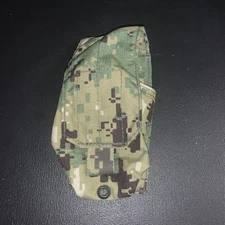 NEW Eagle Industries SOFLCS AOR2 Smoke Grenade Pouch w/Belt Loop