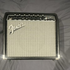 Fender Champion 20 20W Solid State 1-Channel Combo Amp for Electric Guitar