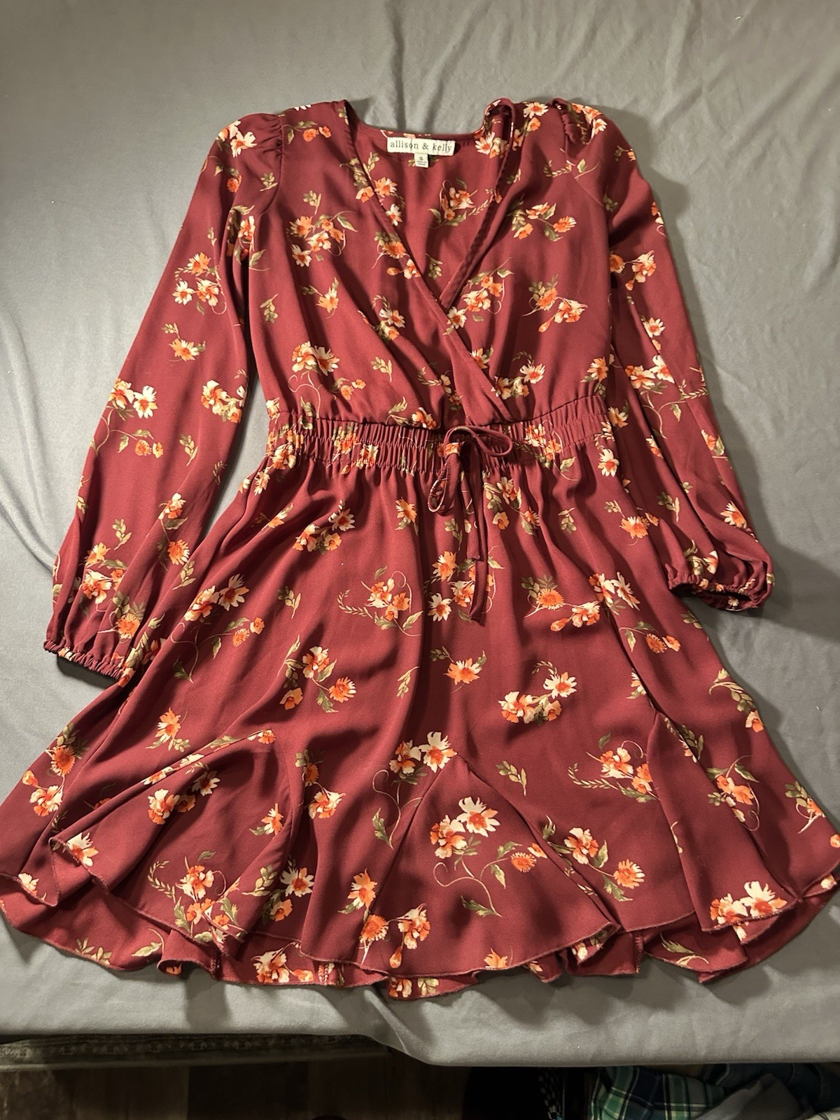 Allison & Kelly Women's Floral Mini Dress Long Sleeve Maroon Size Small V Neck