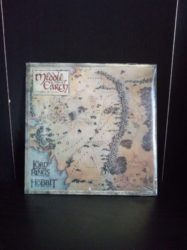 Lord of the Rings Middle-earth Maps 2017 Mini Wall Calendar ~ Trl8#53 - 第 1/2 張圖片