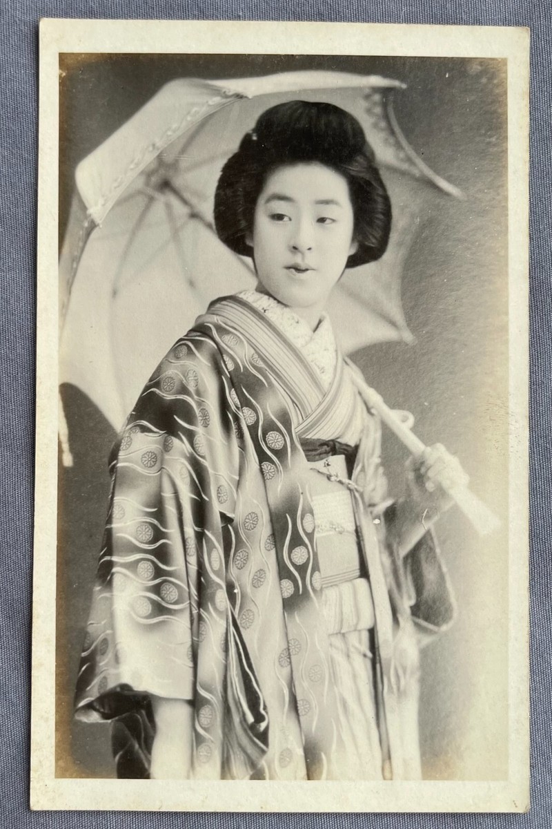 Geisha of Tokio アンティーク写真集　希少本　藝者　東京百美人 Geisha of Tokio アンティーク写真集 希少本 藝者 東京百美人