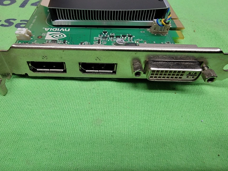 NVIDIA QUADRO FX580 512 MB PCIe GDDR3 128-BIT 1X DVI-1  2X DISPLAY PORTS GPU - Image 2 of 3