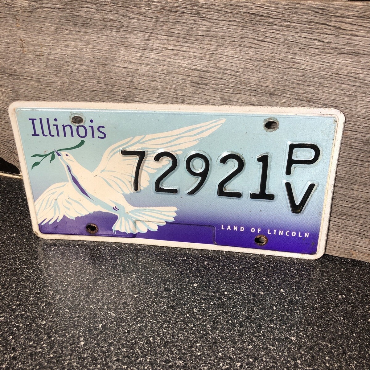 Obsolete Vintage Illinois Peace Dove license plate # 72921 PV | eBay