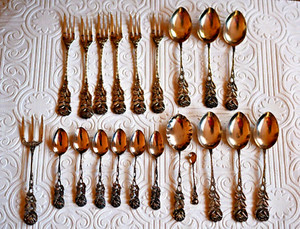 ANTIKO 800 SILVER ROSE PATTERN TEA AND COFFEE FLATWARE SET 