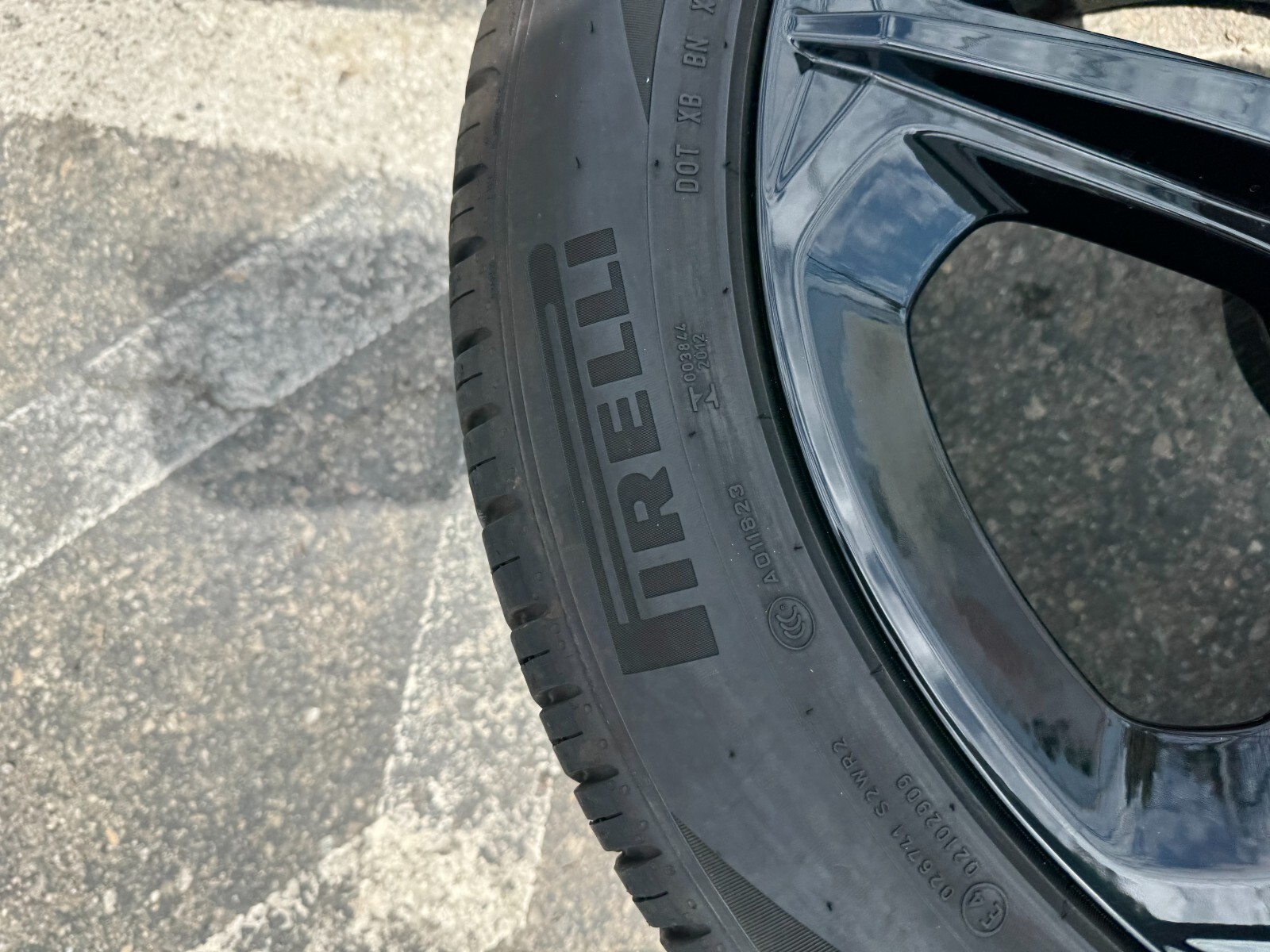 Lamborghini OEM Urus Rims With Pirelli Wheels 