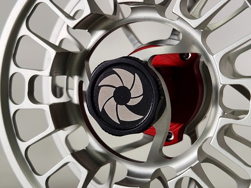 NEW 2025 NAUTILUS GTS 5/6 WEIGHT FLY REEL TITANIUM SILVER -FREE US SHIP-IN STOCK - Picture 5 of 17
