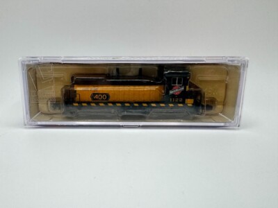 N Scale Life-Like #7857 SW9/1200 Chicago & Northwestern #1122 Diesel Switcher