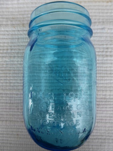 1 Ball Perfect Mason Pint Jar Blue 1913-1915 100 Years Of American Heritage USA - Picture 2 of 4