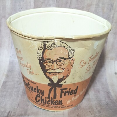 KFC 皿 まとめ売り KFC ケンタッキー 皿 セット - メルカリ