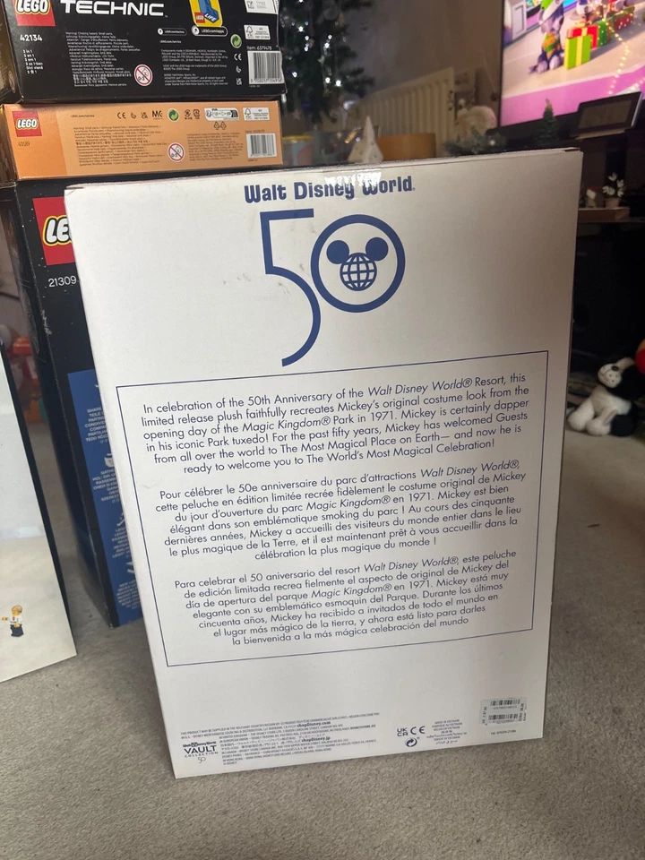 Walt Disney World 50th Anniversary Mickey & Minnie boxed  - Image 4 of 4