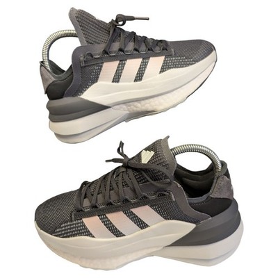Adidas Avryn X Boost Bounce Damen-Turnschuhe UK 5,5 grau Freizeit Gehen Komfort