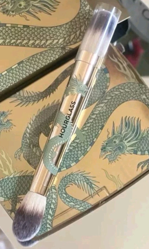 Reloj de Arena Iluminación Ambiental Editar Cepillo Dúo 2024 Edición Limitada Dragón ¡NUEVO EN CAJA!! Foto 2 de 4