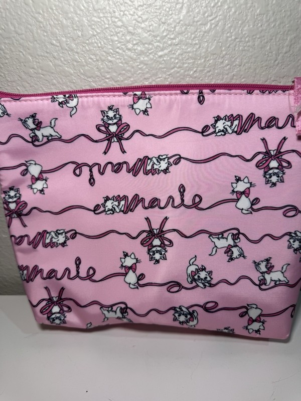 Disney Aristocats Marie 🎀Pink Cosmetic Makeup Bag – New With Tag