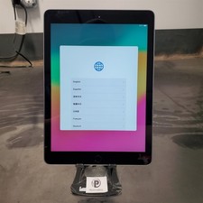Apple iPad 6th Gen. A1893 32GB Space Gray WIFI 9.7" Battery 98 Scratches 111