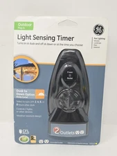 GE 15112 Outdoor Light Sensing Timer, Dusk To Dawn Operation, 2 Outlets - New 