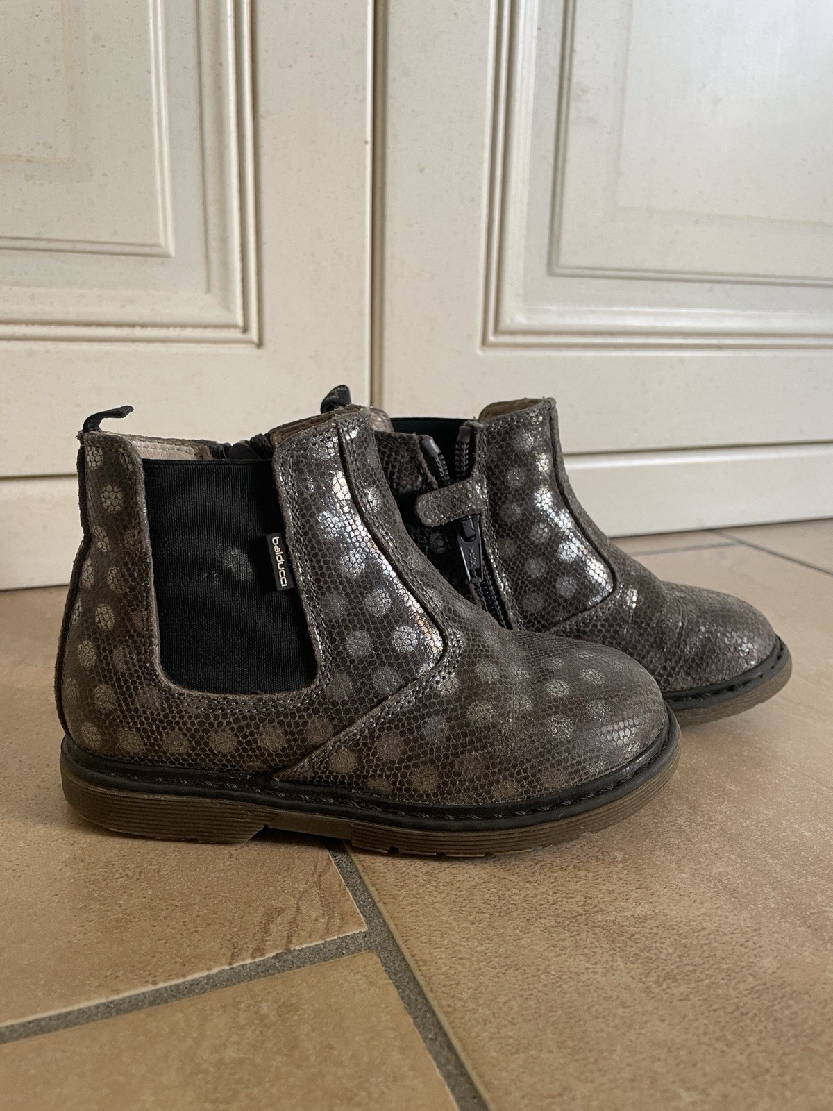 Balducci Stivaletti Chelsea bambino unisex EU 26 grigio/nero a pois con zip