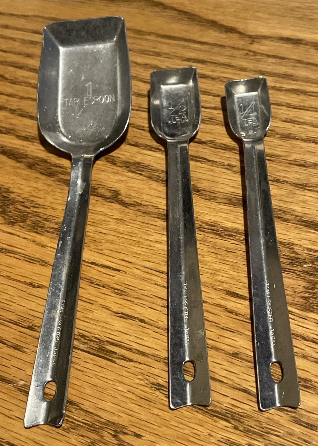 EKCO "Flint" Long-Handle, Shovel Style Measuring Spoons, Stainless Set of 3, Vtg
