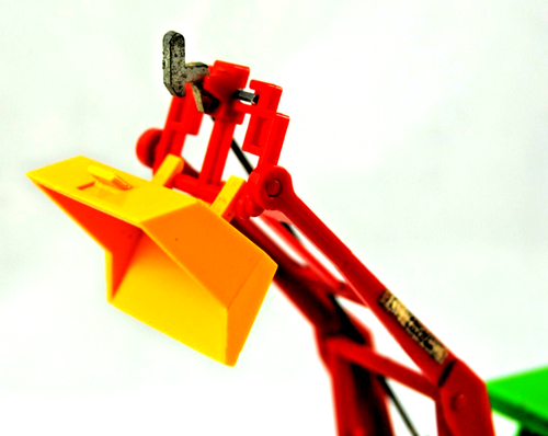 Unique 1:32 Britains 9574 FRONT LOADER For FARM Tractors w 3 Loading ATTACHMENTS - Picture 8 of 22