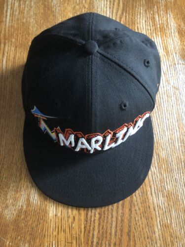 Gorra Florida Marlin New Era 59FIFTY MLB Sombrero 7 1/4 Negro Equipo Logotipo Bordado - Imagen 3 de 8