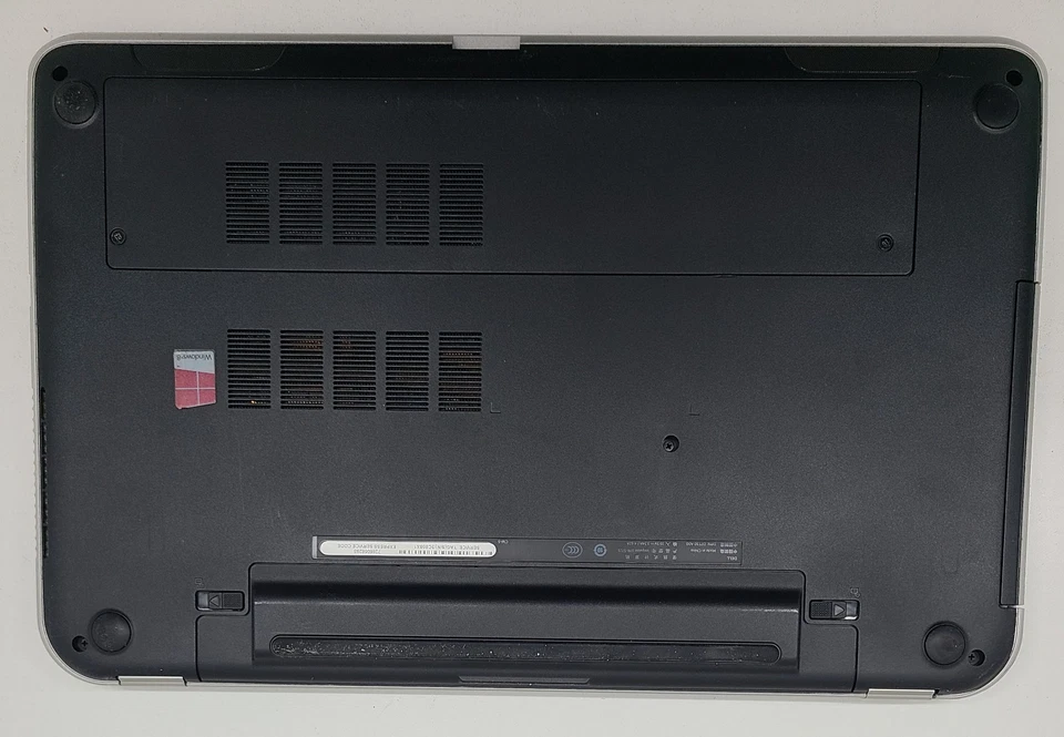 Laptop Dell Inspiron 5721 17.3" Intel i7-3537U 8GB Ram SIN HD/OS (FL) Foto 4 de 4