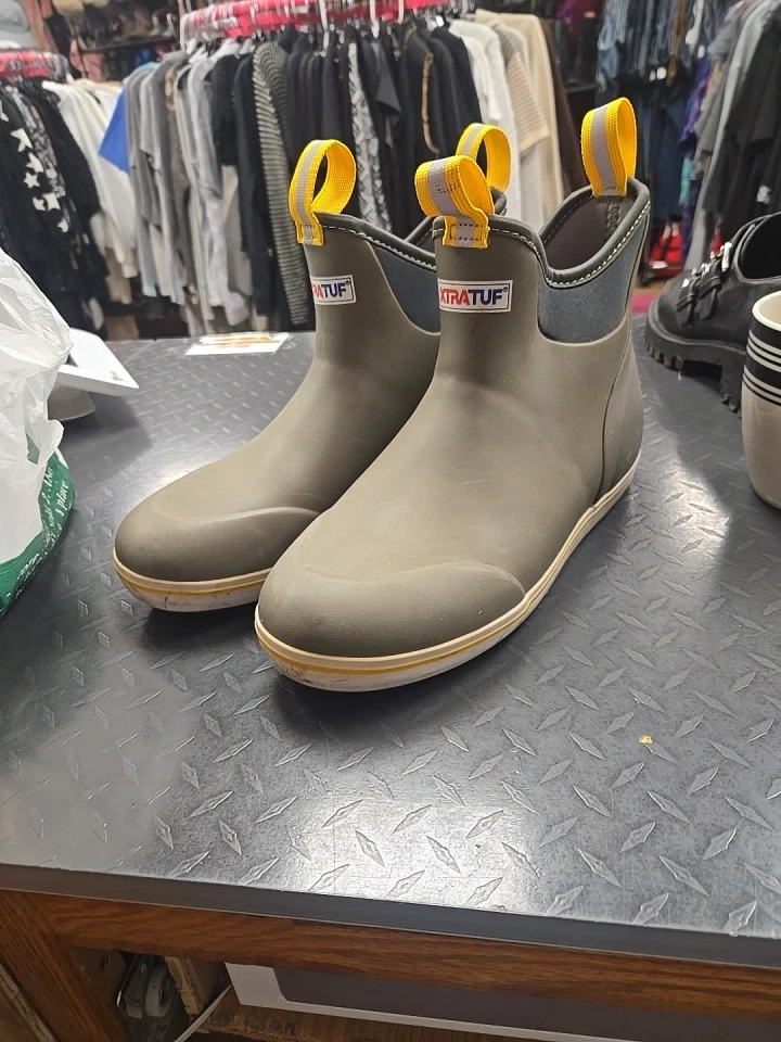 Xtratuf XpressCool Size 9 Men's Boot - Gray
Opens in a new window or tab
