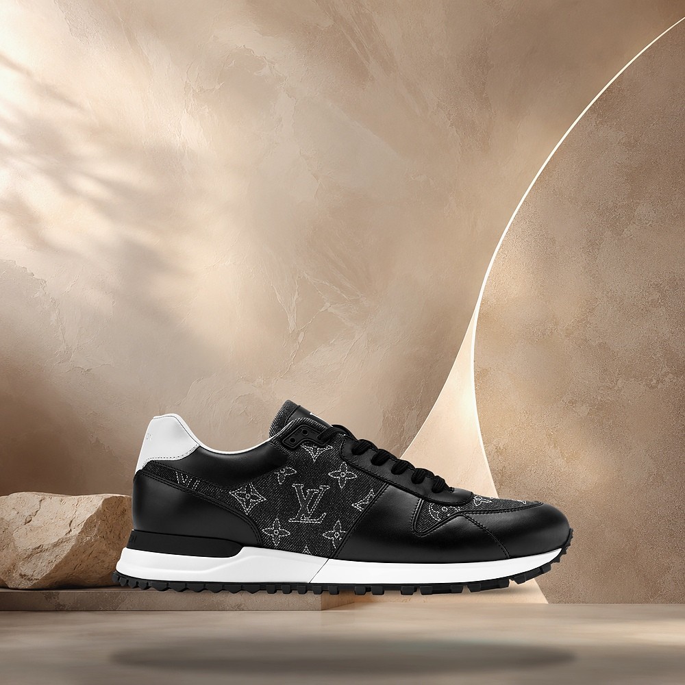 Louis Vuitton Run Away Sneaker Black 158372413 [U] image 3
