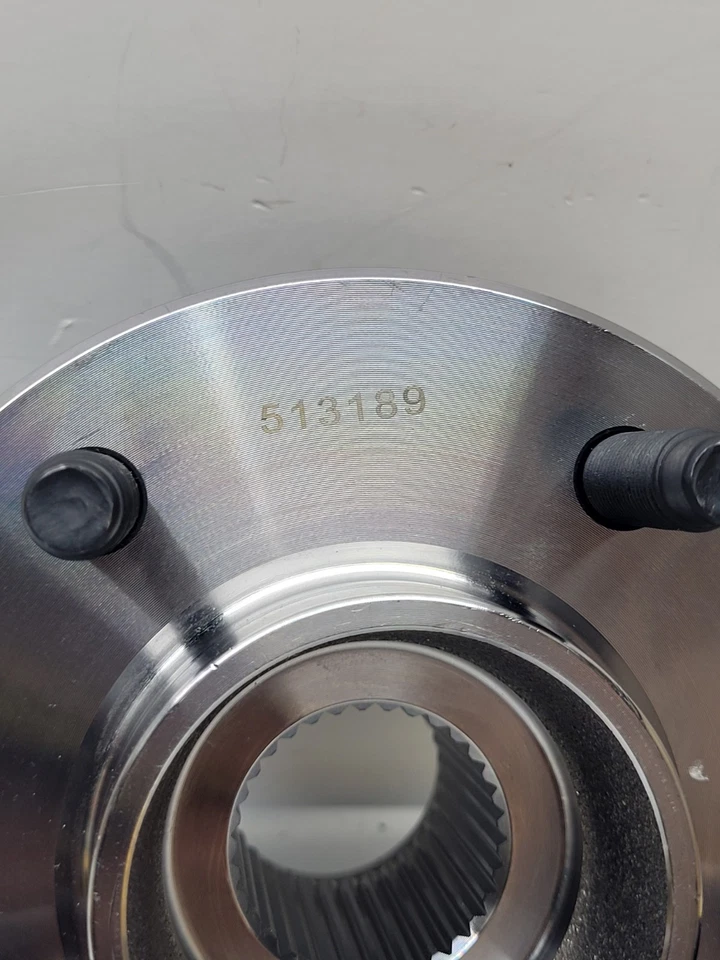 Conjunto de buje de rueda 513189 para Pontiac Torrent 2006 tracción delantera AWD con ABS Foto 2 de 4