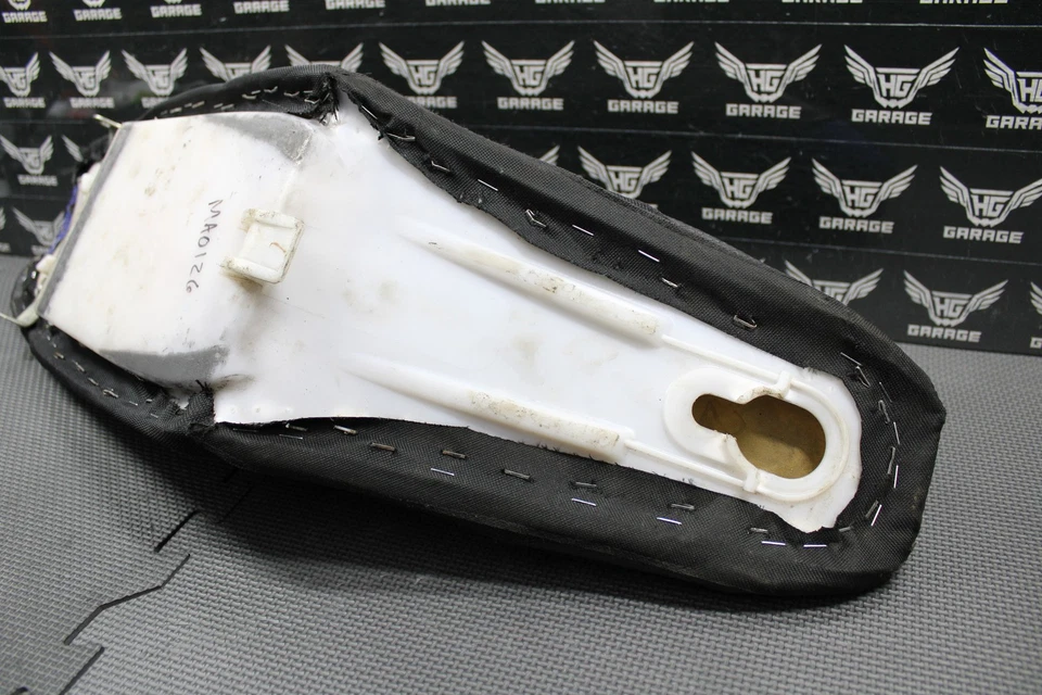 Yamaha YZ250F YZ450F 2009 OEM ASIENTO ESPUMA PAN AGARRE CUBIERTA 34P-24710-21-00 Foto 4 de 4