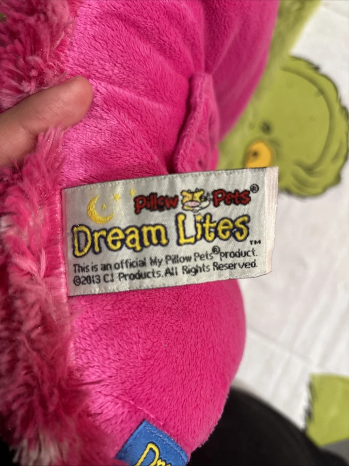 Dream Lites HELLO KITTY Pink Pillow Pets projetor de luz noturna de pelúcia - FUNCIONA!!! - Imagem 4 de 4