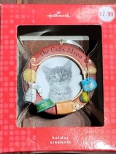 Hallmark Holiday Ornament "The Cat's Meow" Christmas Picture Frame Kitty