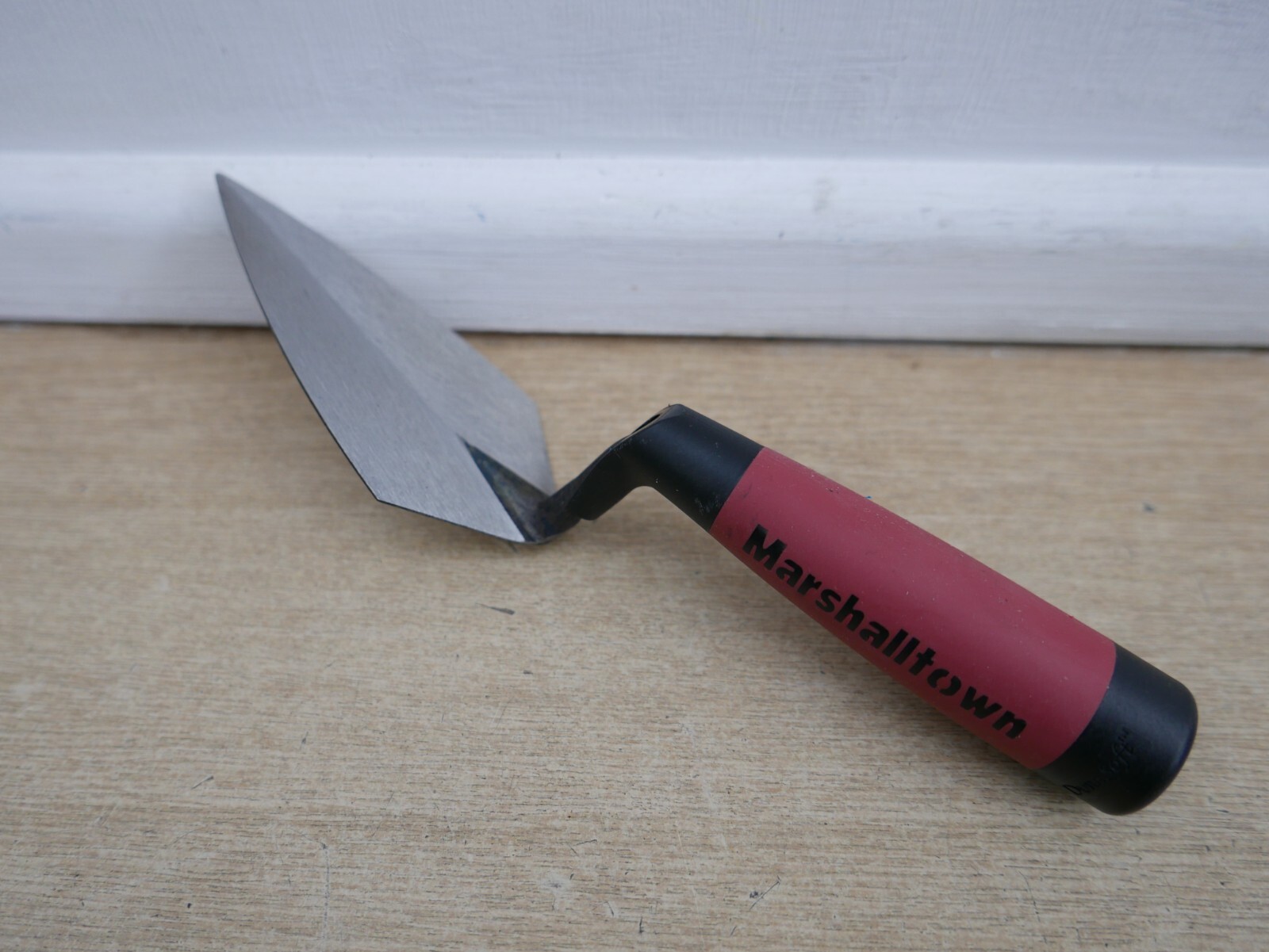 MARSHALLTOWN 45D 5"" 125MM  POINTING TROWEL DURASOFT GRIP
