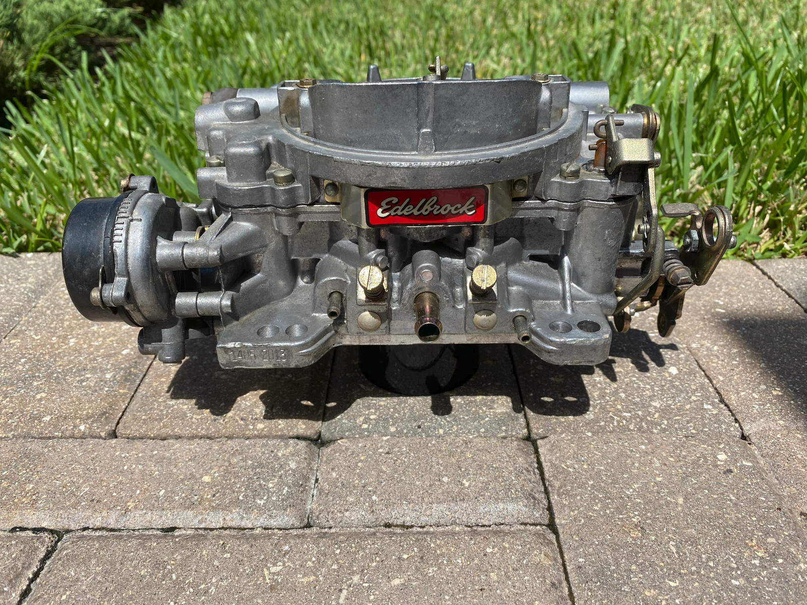 Vintage Edelbrock 1405 600cfm Electric Choke 4 Barrel Carburetor Made