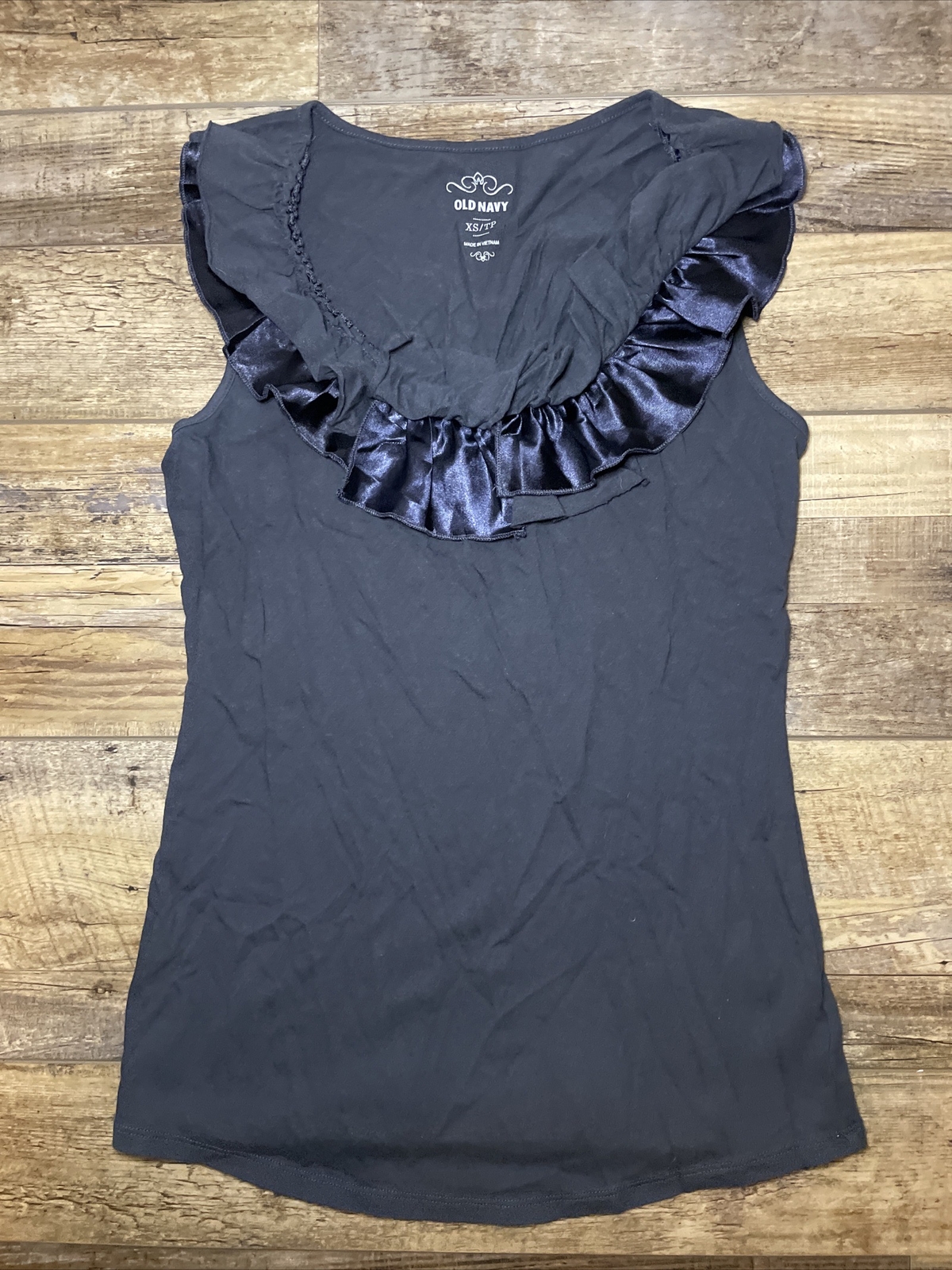 Women’s Old Navy Sleeveless Shirt Size XS Navy Blue Ruffle Collar Detail