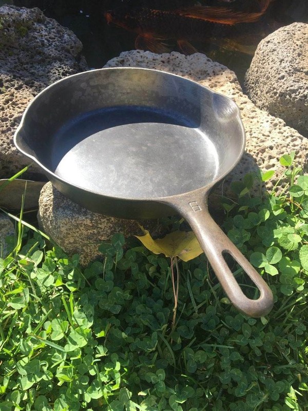 GRISWOLD No. 6 SMALL LOGO ERIE PA CAST IRON SKILLET 699 W