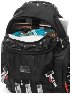Buy Oakley Men's Kitchen Sink Backpack One Size - Stealthblack