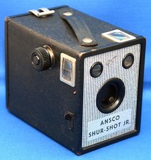 ANSCO SHUR SHOT JR. Antique Vintage Box Film Snap Shot Camera USA