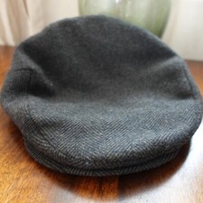 Herringbone Flat Cap Mens S/M Charcoal Grey Wool Blend Ivy Driving Hat RN 31905