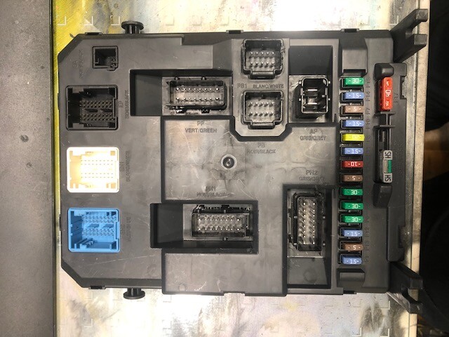 Picture 3 of 6