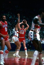 Steve Mix of the Philadelphia 76ers1981 Basketball Photo 2
