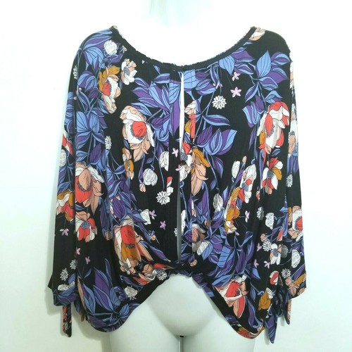 Free People Sexy Slit Front Cropped Blue Black Floral Rayon Dolman Sleeve Soft - Picture 1 of 9