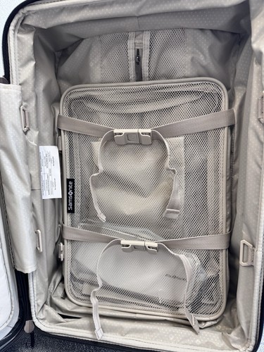 Samsonite Silhouette 17 21" Carry-on Expandable Hardside Spinner Luggage, Black - Picture 15 of 20