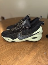 Nike Cosmic Unity Black Light Green Low Top size 15 Basketball Sneakers Men