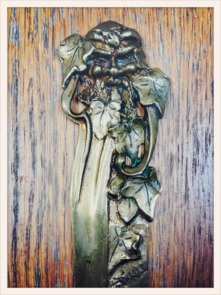 Albert MARIONNET - Grand Coupe papier en laiton à décor floral - Art Nouveau - Photo 2/4