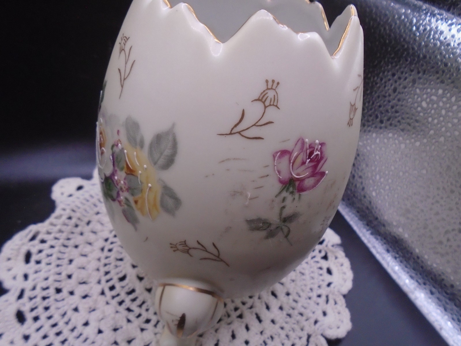 Japanese Inarco Hand Painted Vase, one tiny chip, shown, In good condition