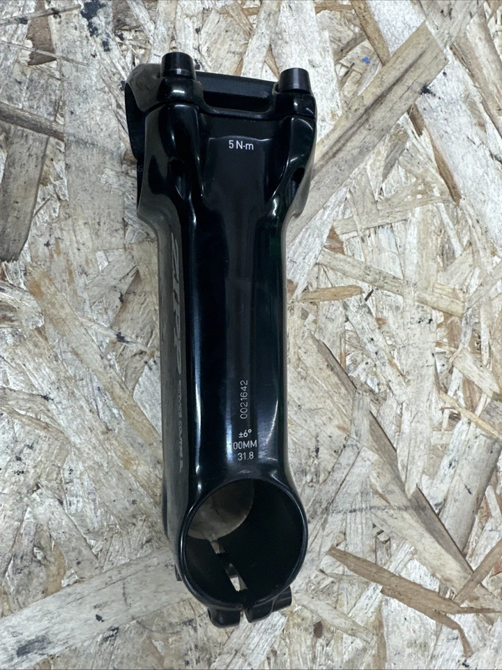 Vástago Zipp Service Course SL 100 mm 31,8 mm 1 1/8 negro sin rosca 100 +/-6 grados Foto 2 de 4