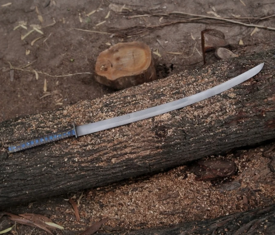 Espada de combate de espiga completa forjada a mano hoja de acero Damasco de 40" de largo con funda. Foto 3 de 4