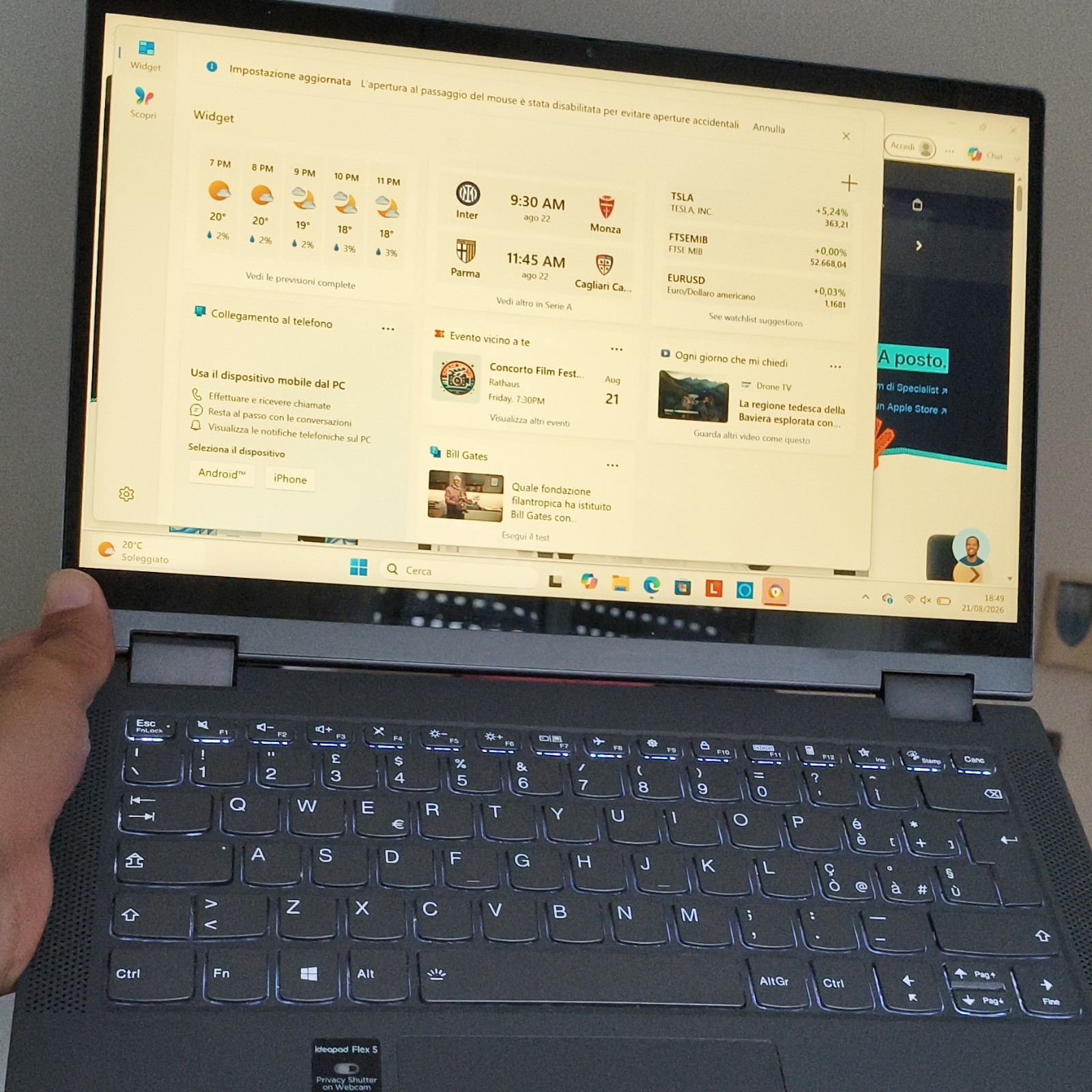 Lenovo IdeaPad Flex 5 2 in 1 touchscreen Windows 11 grigio USB