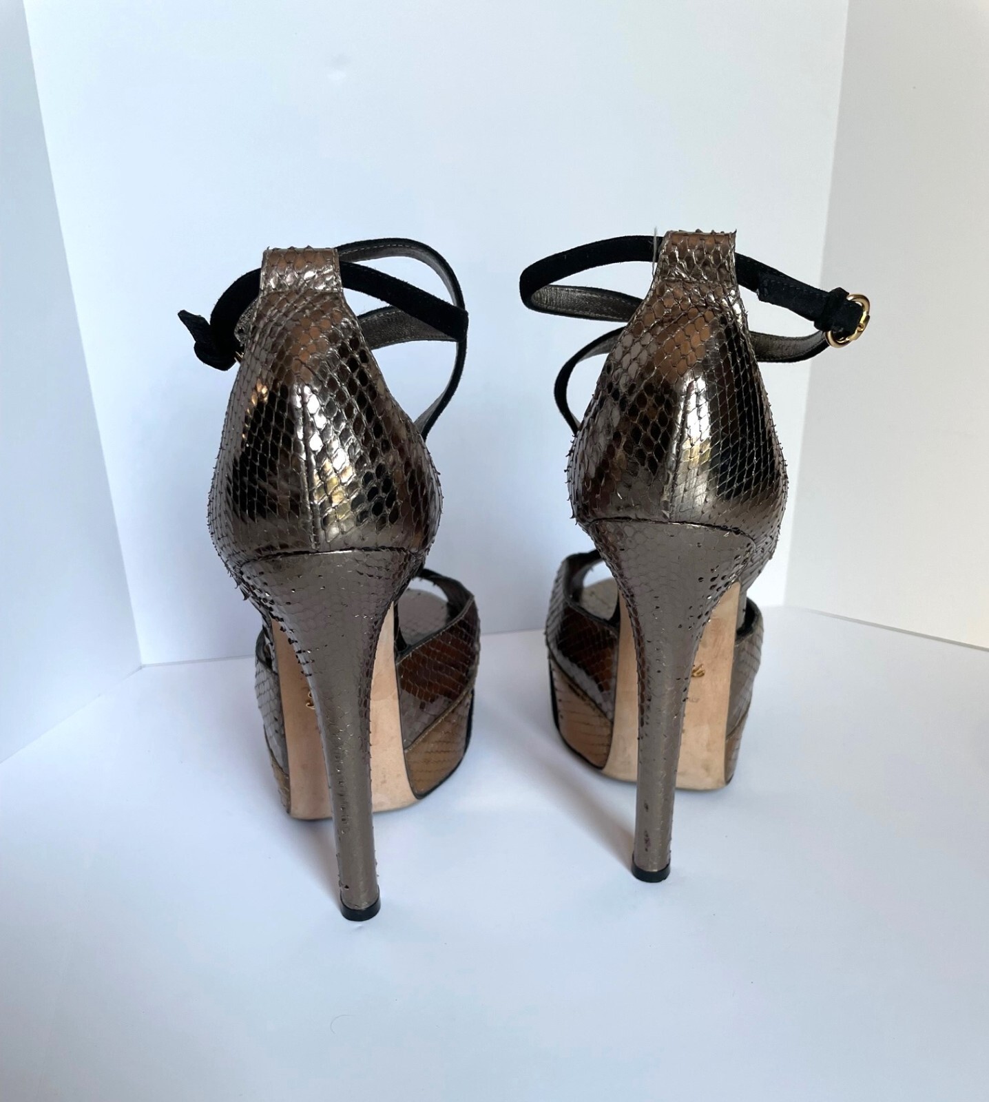 Gucci Exotic Python Leather Platform Heels Pumps … - image 5