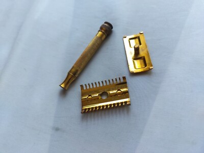 Nice Gillette 1931-1935 Goodwill DE Safety Razor w/Ball End Gold Tone 